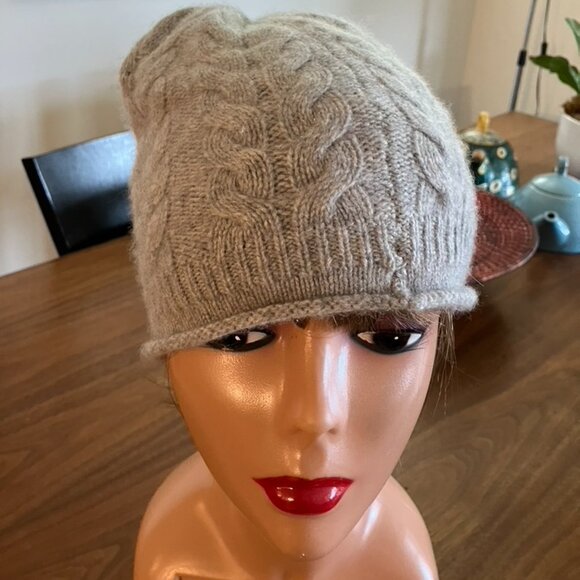 Cashmere Beanie-Style Toque - Picture 1 of 3